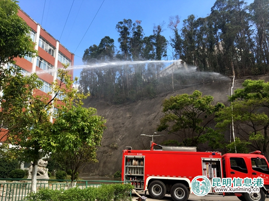 云南师范大学第二附属中学开展消防安全疏散演练